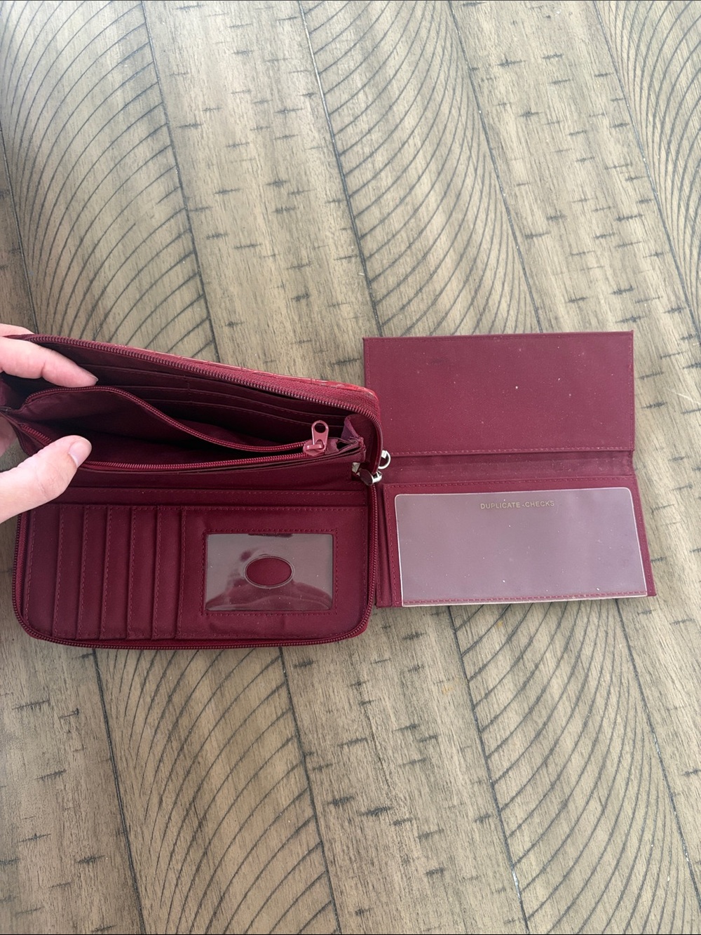 liz & co. Red Croc-Embossed Shoulder Bag with Matching Wallets - Picture 16 of 16